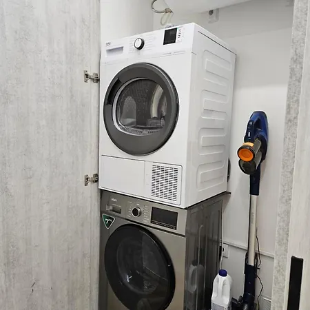 Centrica De Lujo Gv 4 منزل للإقامة