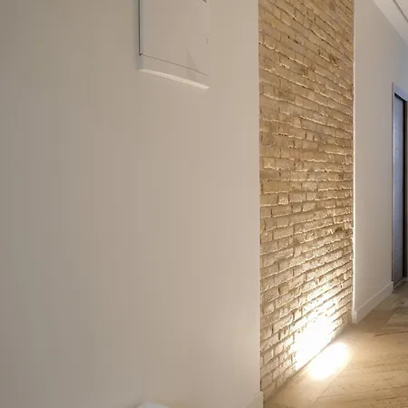 Centrica De Lujo Gv 4 فالنسيا